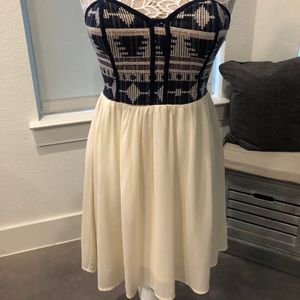 Strapless Sweetheart Dress